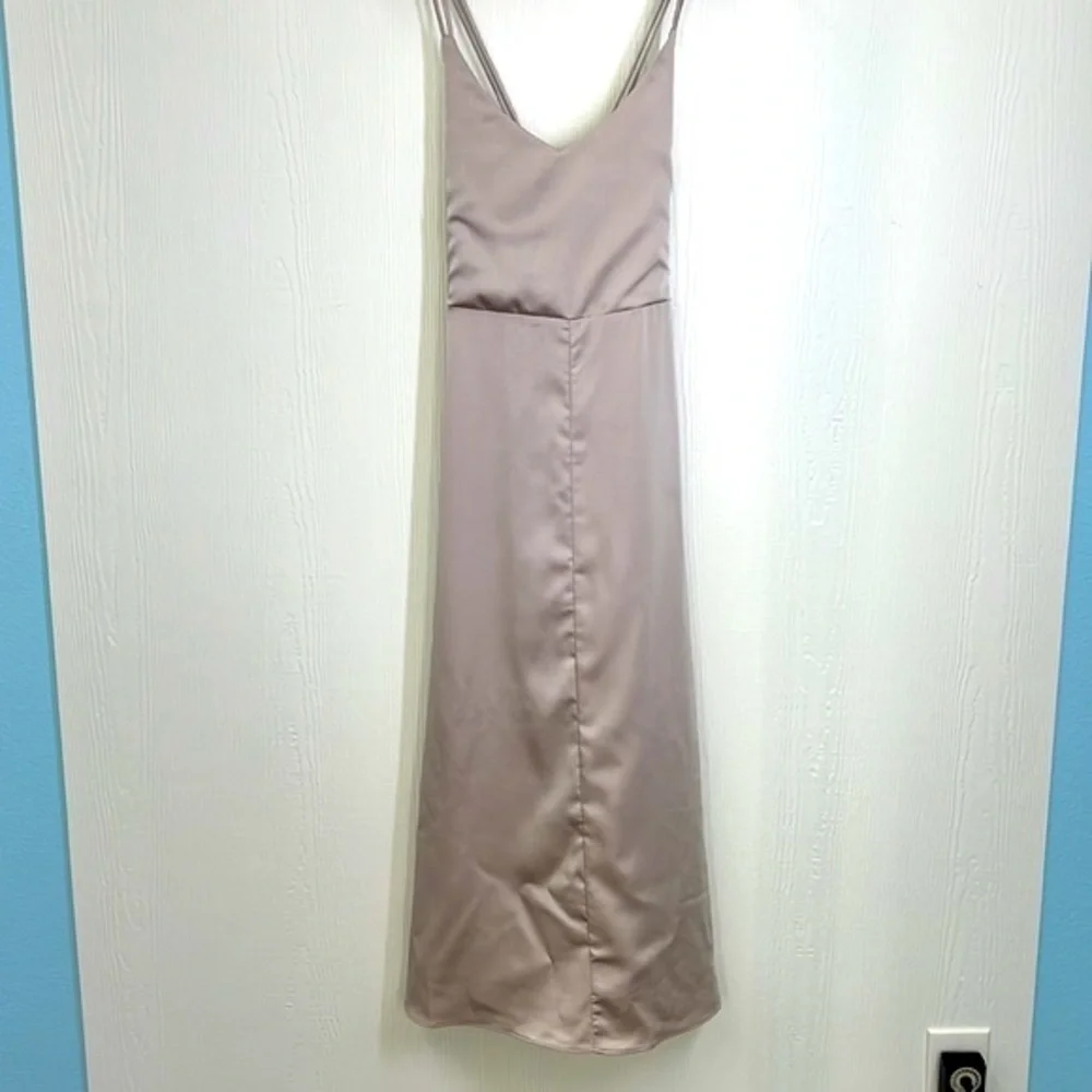 Mod Ref - Shiny Polyester Strappy Side Zipper Silver Maxi Dress Size Small